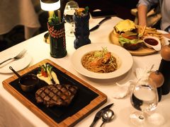 -龙虾酒吧扒房(宁波香格里拉店)