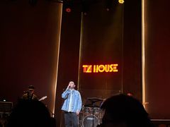 -TZ House音乐现场(来福士中心店)