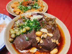 -谢老五跷脚牛肉·非遗传承店