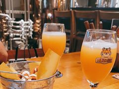 -HUZI虎滋精酿餐吧(京西大悦城店)