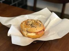 经典烟熏三文鱼贝果明治-BIG BAGEL(永康路店)