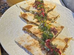 -LESCEDARS Brasserie Bistro香柏树