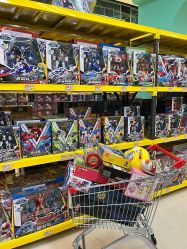 -卡通派潮品玩具折扣仓(青岛新城吾悦广场店)
