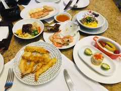 -松山湖凯悦酒店·Café自助餐厅·周末火舞秀表演