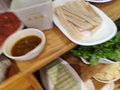 -颐辰舍岁岁羊(文昌万达景园店)