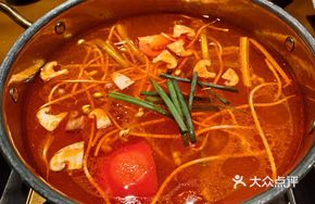 Spicy Sour Soup Pot