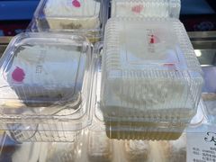 -红宝石·鲜奶小方·海派西点房(南丹店)