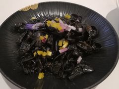 -万龙洲海鲜(大兴绿地缤纷城店)