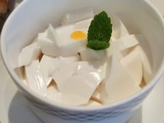 杏仁豆腐-美心·翠园(港汇恒隆广场店)