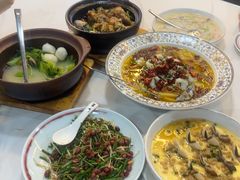 -明本湛江鸡•海鲜小厨(陈家祠店)