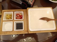 -房县土本味土鸡汤特色餐厅(沌口店)