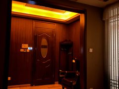 -花湖会所·高端水疗商务泡浴SPA(高新店)