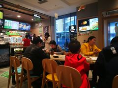 大堂-德克士(崂山百货店)