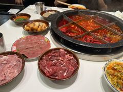 -卤校长老火锅(杨家坪直营店)
