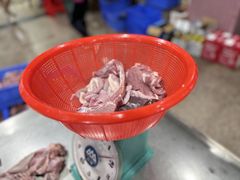 -标记美食新鲜猪杂(兴南大道店)