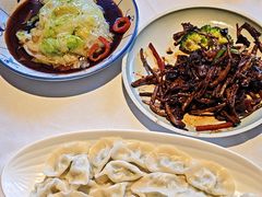 -八府香鸭·啫啫煲(华山路店)