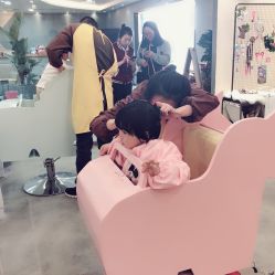 -马克叔叔儿童理发形象设计