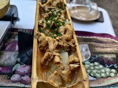 -刘姐啤酒鱼民族演艺餐厅(西街总店)