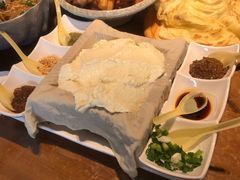 -95号酱骨·一块豆腐(展春园西路店)
