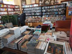 -麦田书店(国防路店)