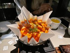 -穹六人间 people 6(岳阳路店)