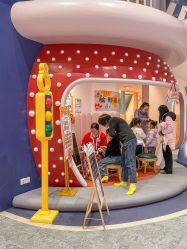 -奈尔宝家庭中心·亲子餐厅(鄞州万达店)