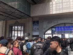 -伊宁站