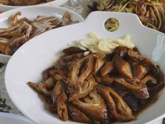 -老鼎万春卤菜(五代传承创始老店)