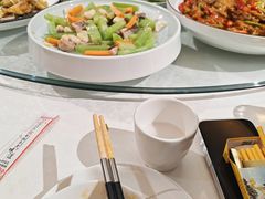 -鲁南仔·滕州炒鸡(经三路店)