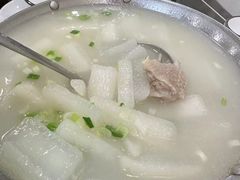 -余杨鸭鸭餐厅