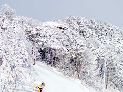 -鳌山滑雪度假区