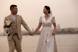 点击看大图 -蒙娜丽莎婚纱摄影(鲁邦店)