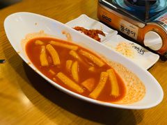 辣炒年糕-Myth猪蹄(明洞店)
