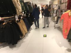 -优衣库(北京万柳华联购物中心店)