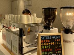 -Manner Coffee(宜山路地铁站店)
