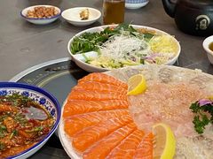 -官塘陈记鱼生·潮汕砂锅粥·牛肉火锅(潮枫路总店)