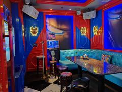 -UK派对KTV(日月广场店)