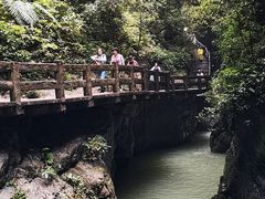 -龙水峡地缝景区
