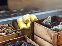 -东方红海鲜百汇(国际大厦店)