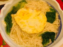 -闯关东东北农家菜(崂山石老人店)