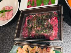 -三出山火锅(南京万象天地店)