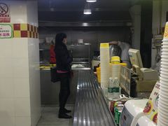 -六和餐饮(东城根店)