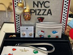 -百联奥特莱斯广场(上海青浦店)