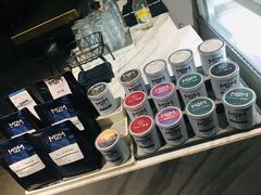 -UNI UNI(环亚凯瑟琳店)