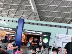 等位区-星巴克(成都机场T2店)