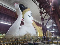 -ခြောက်ထပ်ကြီးရွှေသာလျောင်းဘုရားကြီး