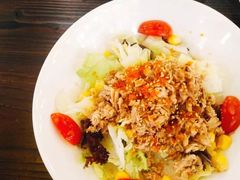 吞拿鱼蔬菜沙拉-小川洋风料理(街道口店)