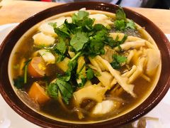 豆花粉丝-八婆婆烧仙草(曾厝垵店)