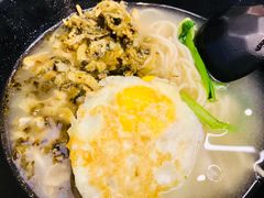 -上海美食(申贵路店)