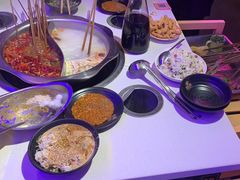 -钢管厂五区小郡肝串串香火锅(人民广场店)
